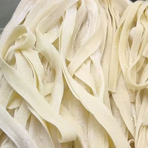 Low-Fat Fresh Sliced Noodles Halal Certified Variety Pack Fresh Instant Box and Bag Packaging Fried Processed