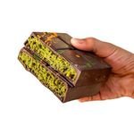 OEM Dubai Pistachio Paste Chocolate Custom Wholesale Exotic Handmade Chocolate Snacks Halal Vegetarian Famous Kataifi Chocolate